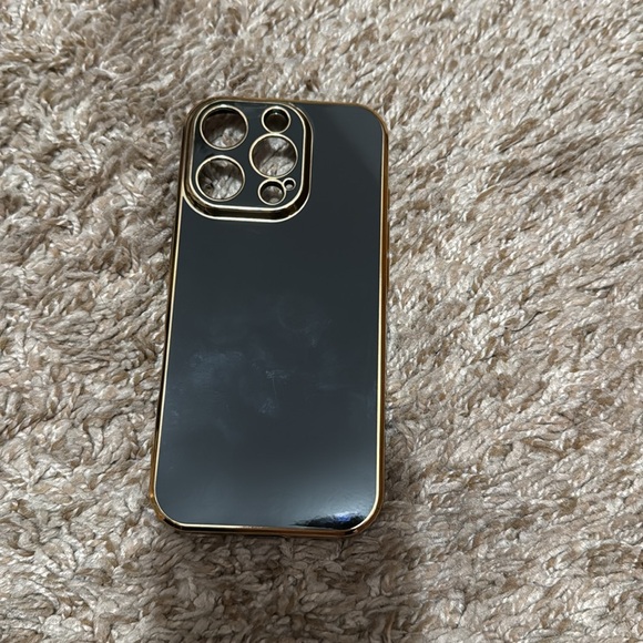 iPhone 16 pro cases - Picture 2 of 11